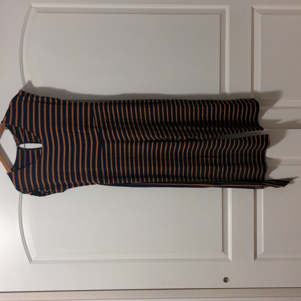 Old navy jumper